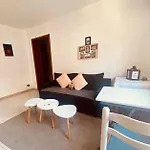 Pensionat Apartment Tirana