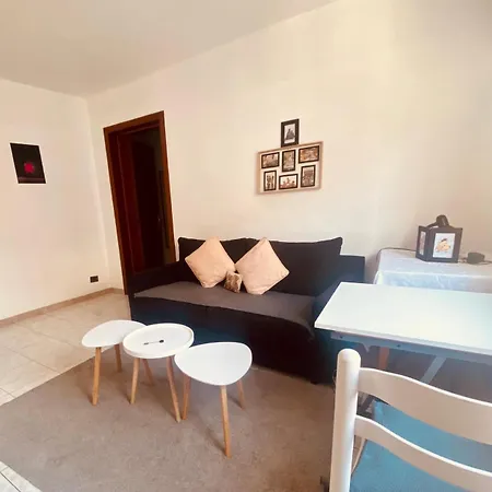 ゲストハウス Apartment ティラナ